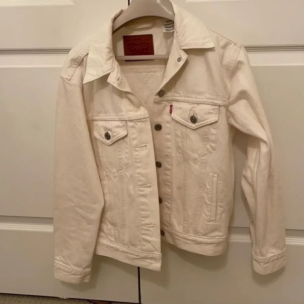 Levi’s White Boyfriend Jacket XS